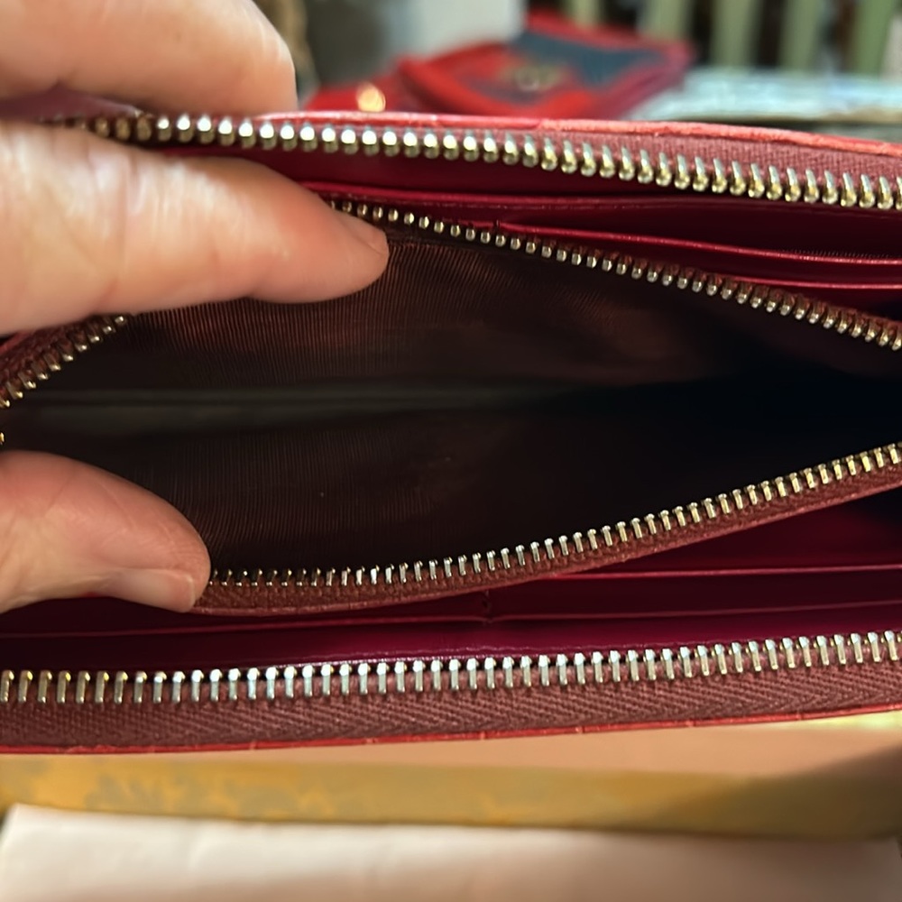Miu miu zippy wallet INCLUSIVE - Picture 9 of 10